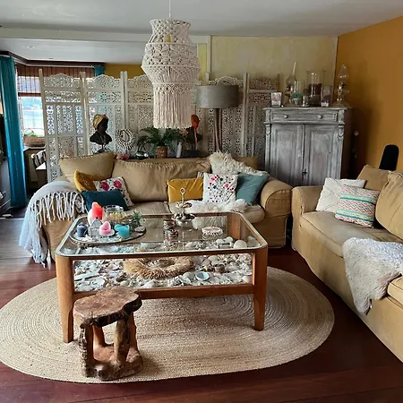 게스트하우스 Anna's Houseboat