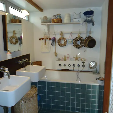 게스트하우스 Anna's Houseboat *