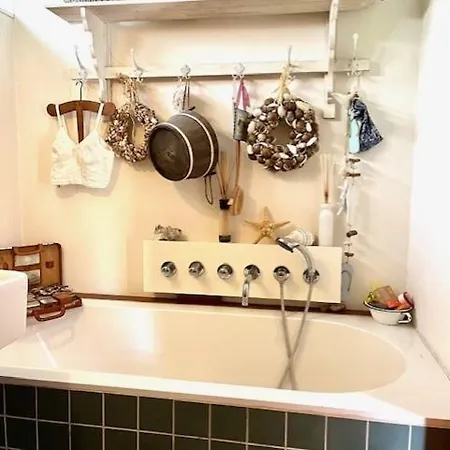 Anna's Houseboat 게스트하우스 암스테르담